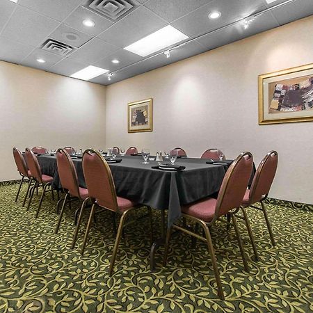 Quality Inn & Suites Bay Front Sault Ste. Marie Exteriör bild