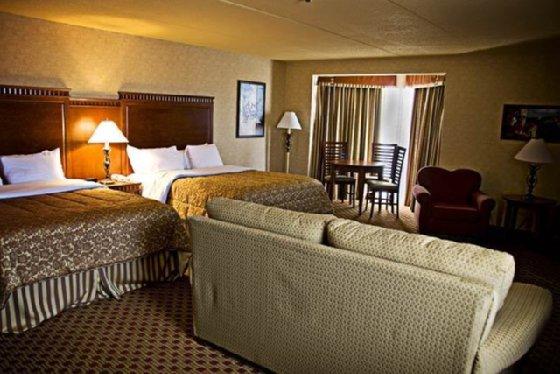Quality Inn & Suites Bay Front Sault Ste. Marie Exteriör bild