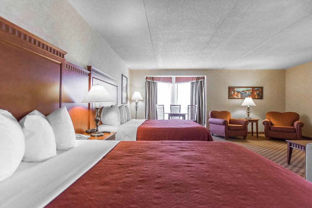 Quality Inn & Suites Bay Front Sault Ste. Marie Exteriör bild