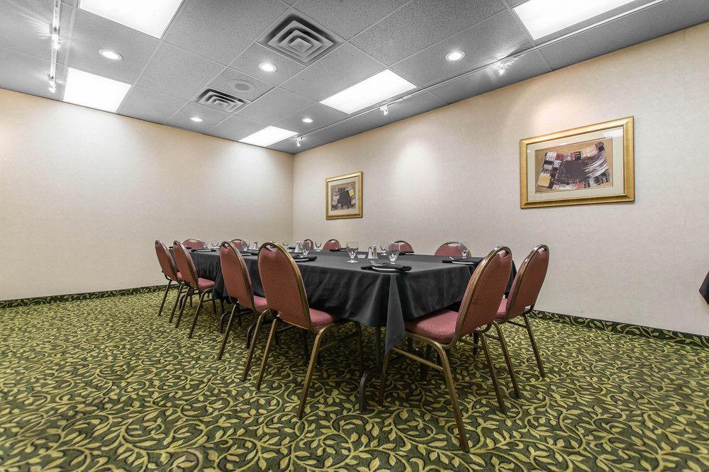 Quality Inn & Suites Bay Front Sault Ste. Marie Exteriör bild