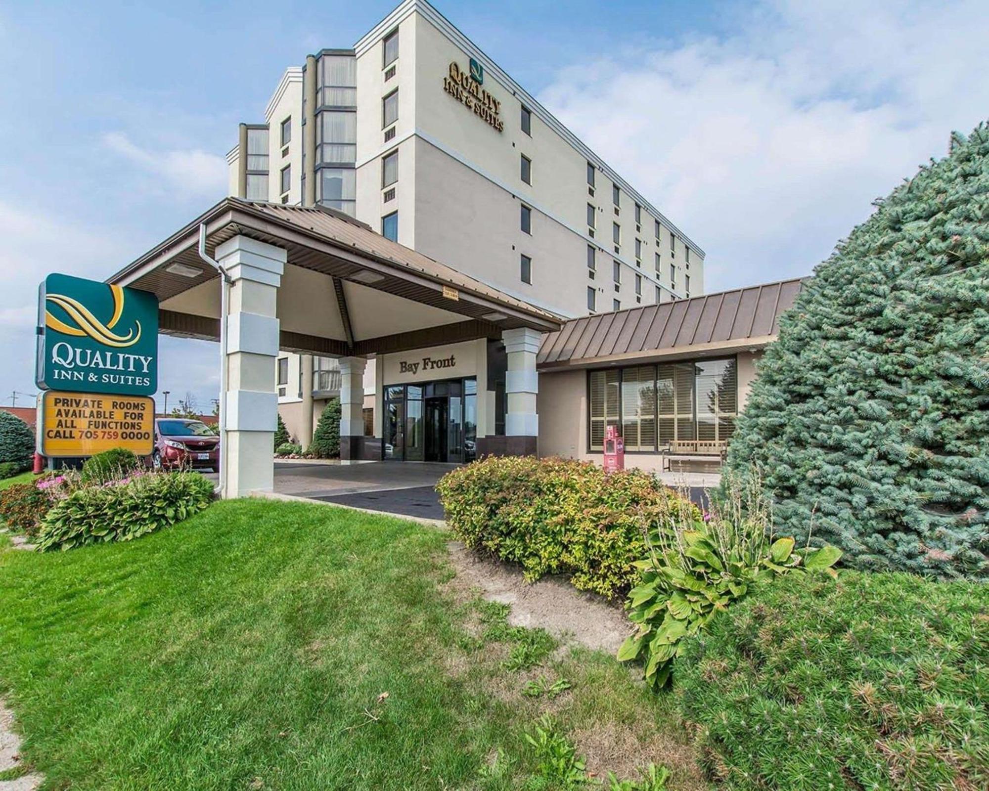 Quality Inn & Suites Bay Front Sault Ste. Marie Exteriör bild