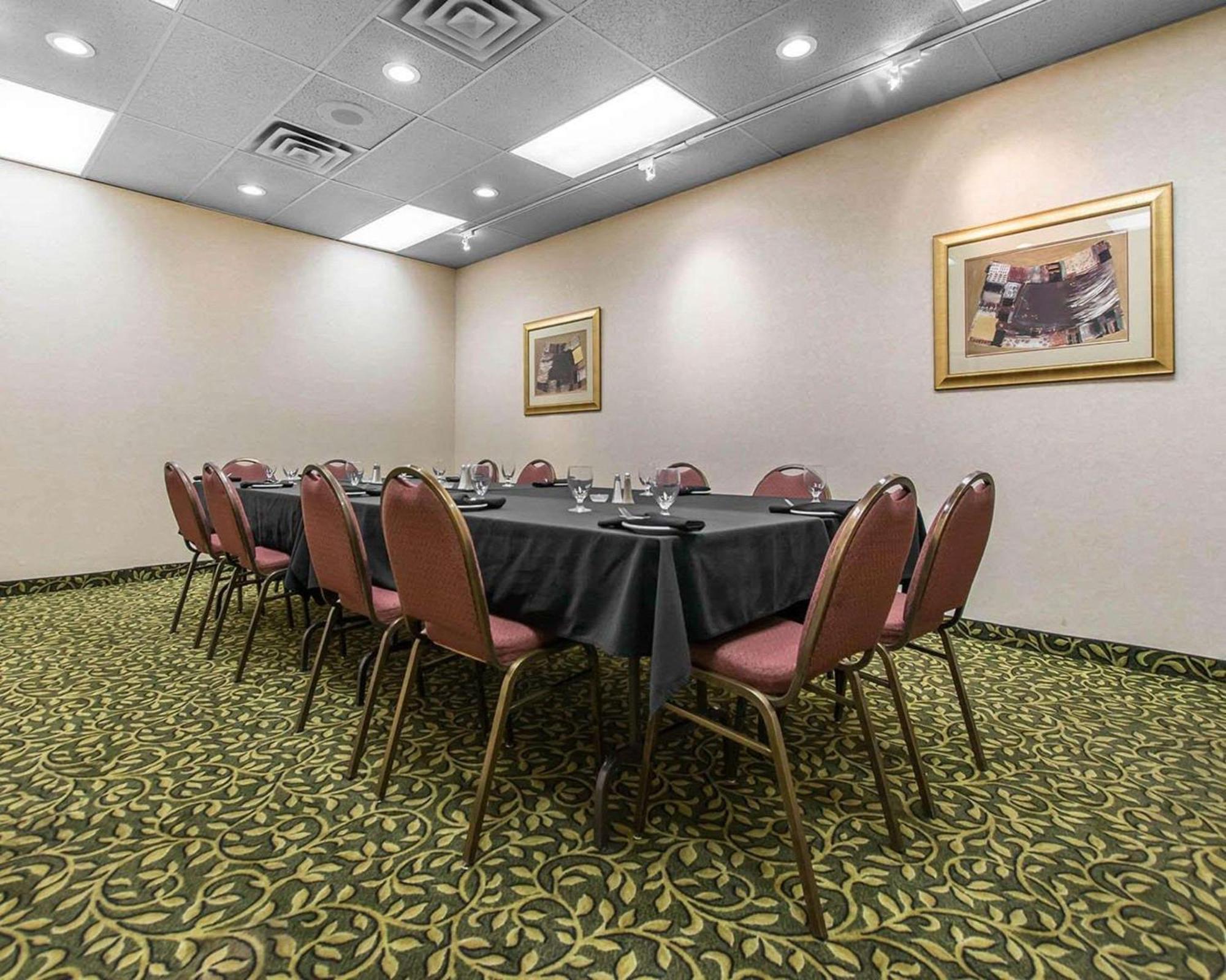 Quality Inn & Suites Bay Front Sault Ste. Marie Exteriör bild