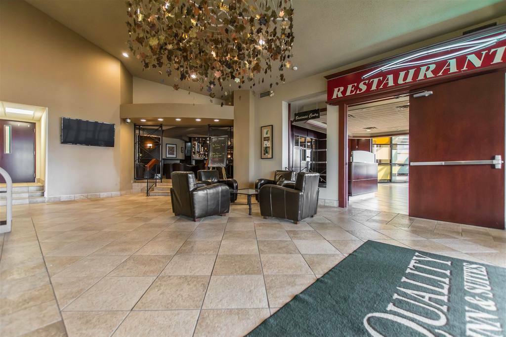 Quality Inn & Suites Bay Front Sault Ste. Marie Exteriör bild